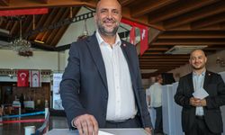 Çeler ve Ekinci, Milletvekili Aday Belirleme ve Sıralama Kurultayı’nda sandık başında