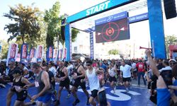 Lefkoşa Maratonu'nda 4 kilometrelik Halk Koşusu başladı
