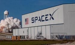 SpaceX, yaklaşık 40 milyar dolarlık çip finansmanı için anlaşmaya vardı