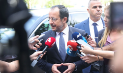 Cyprus Mail’den Kıbrıs müzakereleri yorumu: “Hristodulidis kaleleri yerinden oynatmayı bırakmalı”