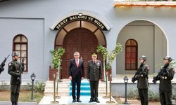 Erhürman, KTBK Komutanı Korgeneral İnaltekin’i ziyaret etti