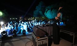 LAÜ’de müzik, dans ve sanat dolu etkinlikler düzenlendi