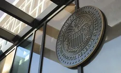 ECB yüksek enflasyona rağmen faizleri sabit tuttu