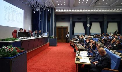 Kayseri Büyükşehir depremzedelerin yüreklerine 'su' serpti