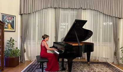 Piyanist Rüya Taner'in  Prömiyeri Lefkoşa Büyükelçiliğinde Yapılacak