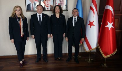 Öztürkler, KKTC Bakü Temsilciliği’ni ziyaret etti