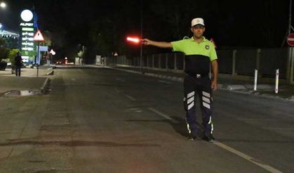 Trafik denetimlerinde 465 sürücü ceza aldı, 45 araç trafikten men edildi