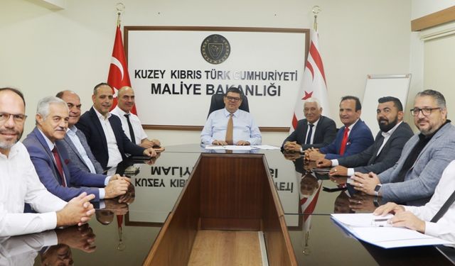 Maliye Bakanı Berova Belediyeler Birliği’ni Kabul Etti