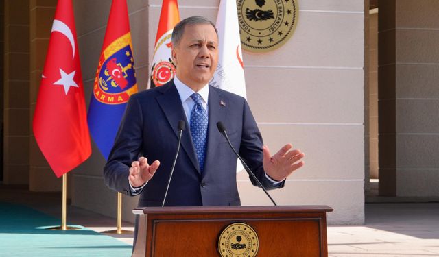 Yerlikaya: "Siber suç ve suçlulara yönelik" operasyonlarda 223 kişi gözaltına alındı