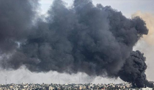 İsrail'in Gazze saldırılarının sera gazı salınımının, 100'den fazla ülkenin yıllık emisyonunu aşacağı saptandı