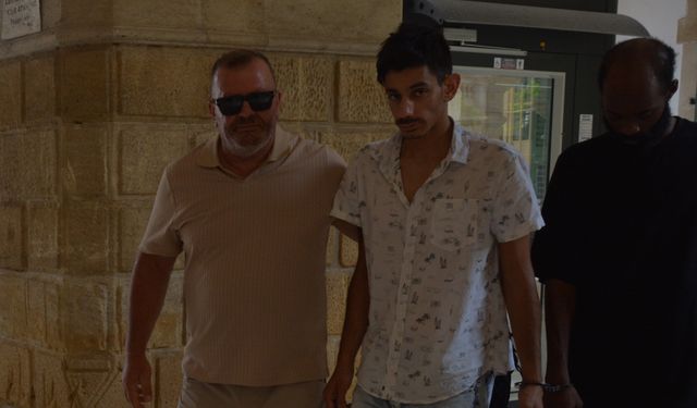 Fuar Alanı’nda Park Halindeki Araçta Uy*şturucu ve Hap Ele Geçirildi