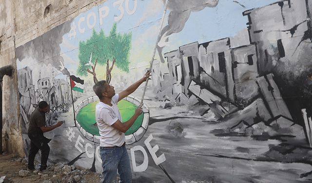 BM İklim Zirvesi sürerken, Gazze'de İsrail'in uyguladığı ekokırım duvar resmiyle anlatıldı