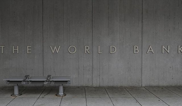 Konya'da uçuş ömrünü tamamlayan uçak Gazze temasıyla boyandı