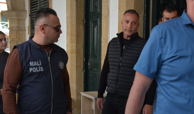 Başbakanlık Müsteşarı Cahitoğlu mahkemeye çıkarıldı