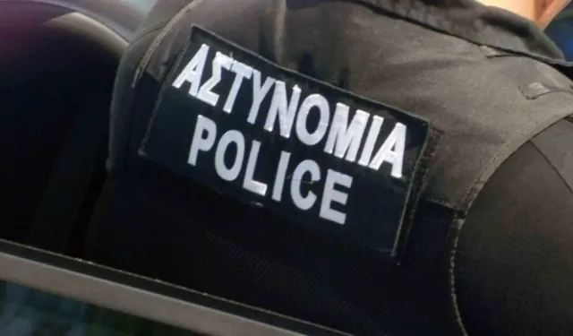 Limasol’da araç kundaklama: 2 araç zarar gördü