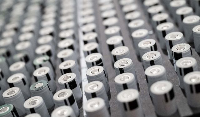 Çin'de geliştirilen batarya, elektrikli arabaların menzilini iki katına çıkarabilir