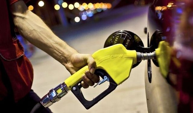 Benzinle dizel vergisini düşüren Norveç Parlamentosu'na hükümetten tepki geldi