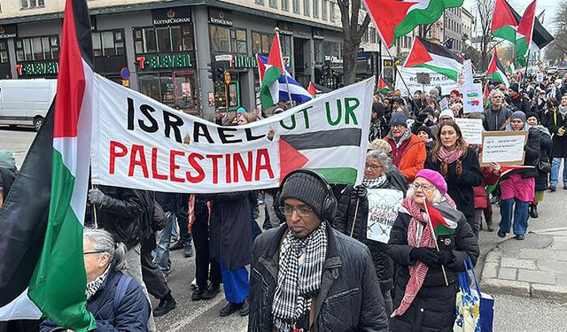 İsveç'te, İsrail'in Gazze ve Lübnan'a yönelik saldırıları protesto edildi