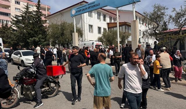 5 silah ve 7 şarjörle okula gitti! 2 sınıfı hedef aldı!