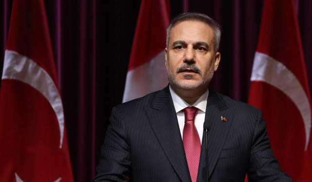 CHP Grup Başkanı Özel, partisinin bazı milletvekilleriyle bir araya geldi