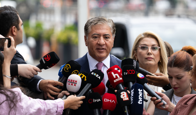 Yeni Parti'nin kuruluş dilekçesi İçişleri Bakanlığına verildi