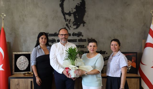İş Kadınları Derneği’nden Sadıkoğlu’na ziyaret