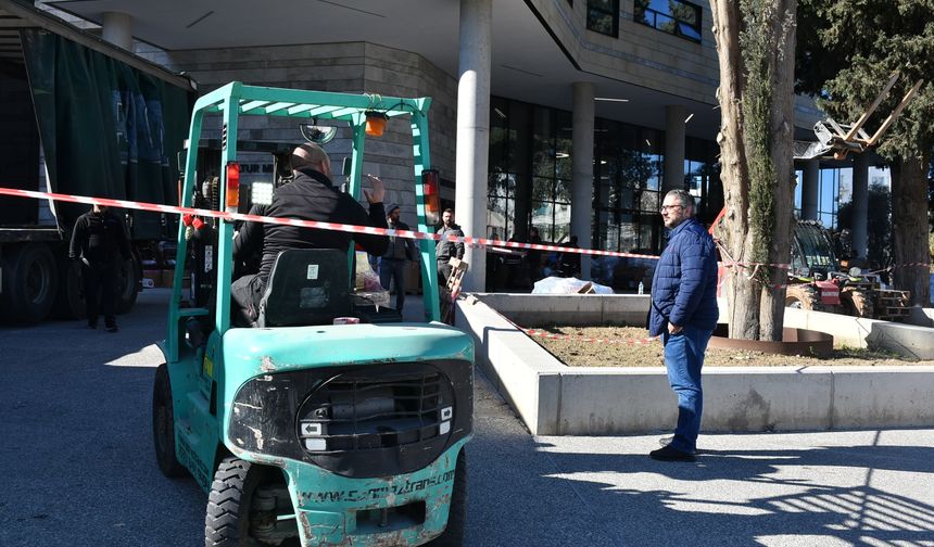 Girne Belediyesi’nin yardım kafilesi yola çıktı