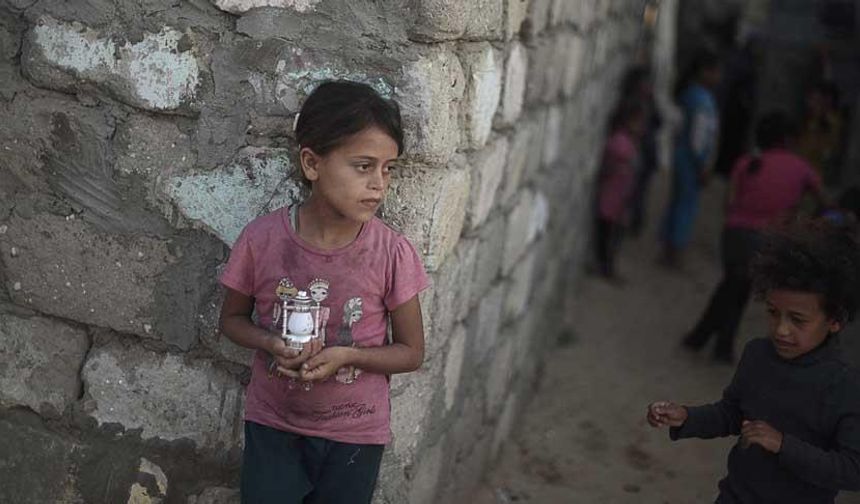 BM: Gazze'de Her Gün 37 Çocuk Annesini Kaybediyor