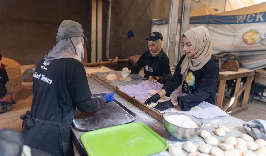 WCK, Gazze'de Yeniden Yemek Dağıtımına Başladı