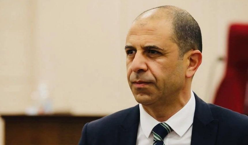 Özersay: “Silah ruhsatlarına ilişkin bilgi verilmemesi hukuka aykırıdır”