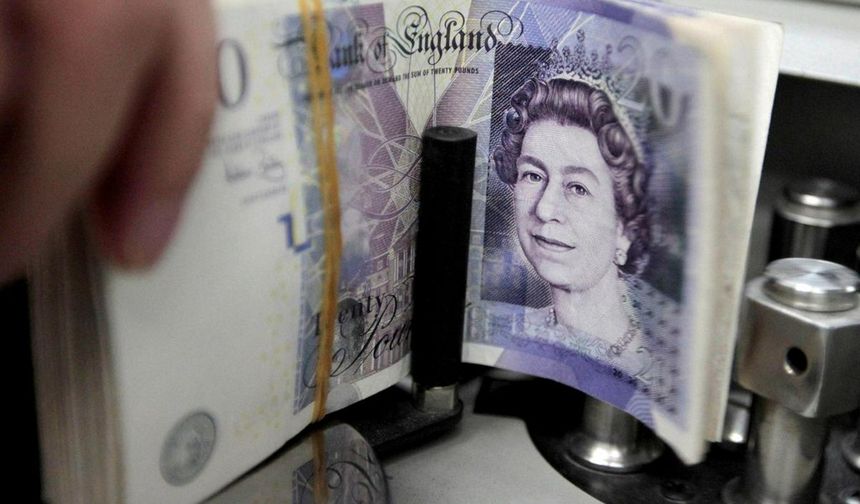KKTC'de serbest piyasada dolar 38,57, euro 43,70, İngiliz Sterlini 51,40 TL’den işlem görüyor