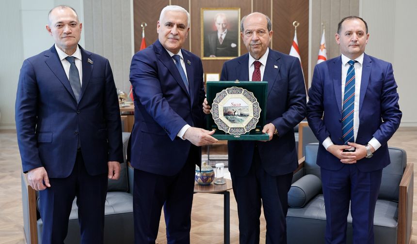 Cumhurbaşkanı Tatar, Azerbaycan Kıbrıs Dostluk Cemiyeti Başkanı ve beraberindeki heyeti kabul etti