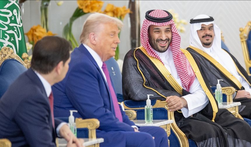 Suudi Arabistan Veliaht Prensi: "ABD ile değeri 300 milyar doları aşan anlaşmalar imzaladık"
