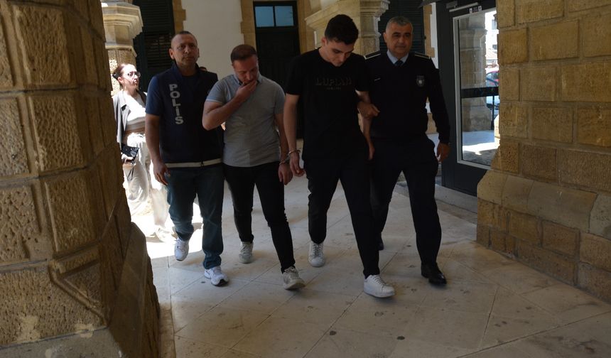 Sahte doktorluk iddiası: İki zanlı cezaevine gönderildi