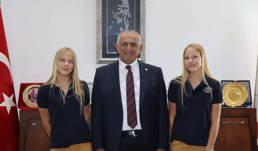 Çavuşoğlu: “Öğrencilerimizin elde ettiği başarılardan gurur duyuyoruz”