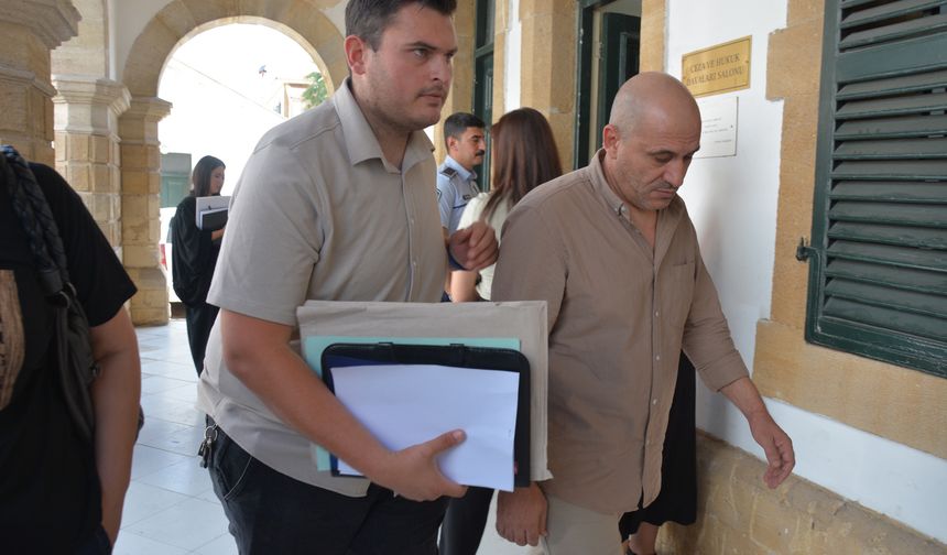 Resmi evrak sahteleme suçundan tutuklanan zanlı mahkemeye çıkarıldı