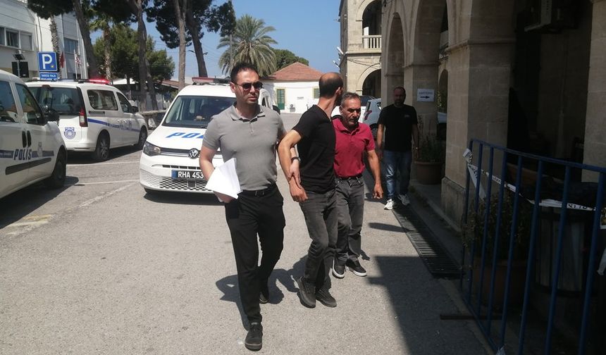 Valizlerinden çıkanlar şaşkına çevirdi... 4 Gün daha tutuklu kalacaklar!