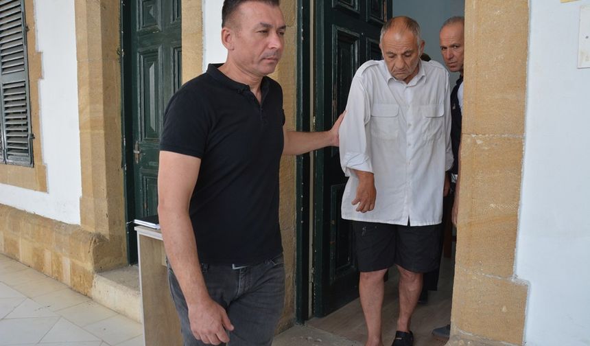 Güneyde çaldı, Kuzeyde sattı