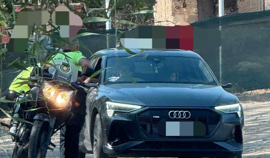 Lefkoşa’da kaçak taksicilik yapan sürücüye suçüstü