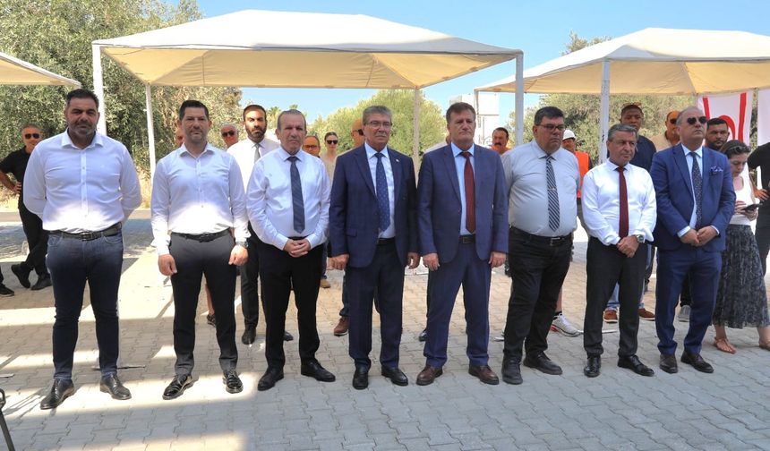 Başbakan Ünal Üstel, Girne Doğu Çevre Yolu 1. Etap Yol Yapımı Başlama Töreni'ne katıldı