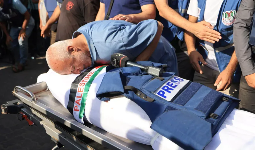 Almanya, İsrail'in Gazze Şeridi'nde gazetecileri hedef almasını kınadı