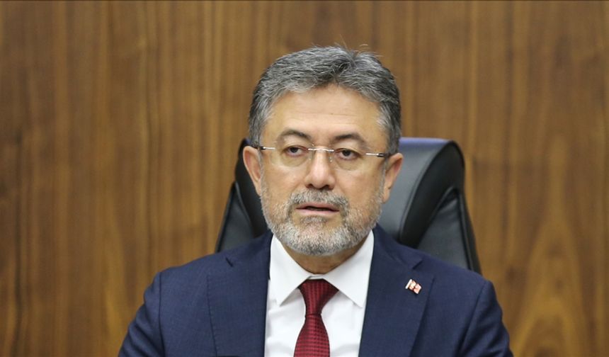 Türkiye Tarım ve Orman Bakanı Bakan Yumaklı, orman yangınlarındaki son durumu paylaştı