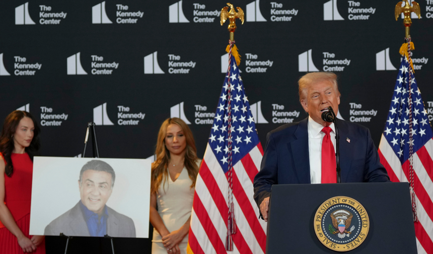 Trump, Sylvester Stallone'un da olduğu bazı sanatçıları "Kennedy Onur Ödülleri"ne aday gösterdi