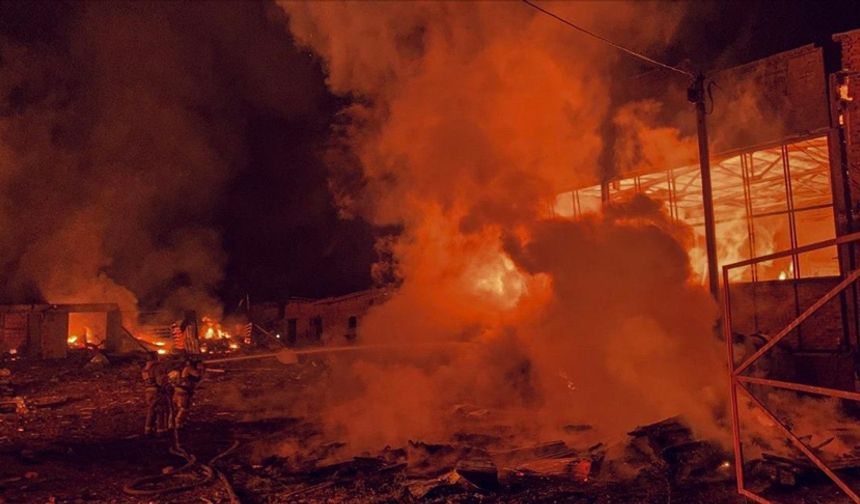 Ukrayna: "Rusya bu yılın en büyük hava saldırılarından birini gerçekleştirdi"