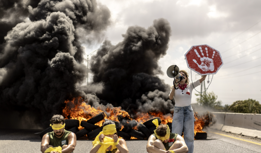 İsrailli protestocular, Gazze’de ateşkes ve esir takası anlaşması talebiyle sokaklarda