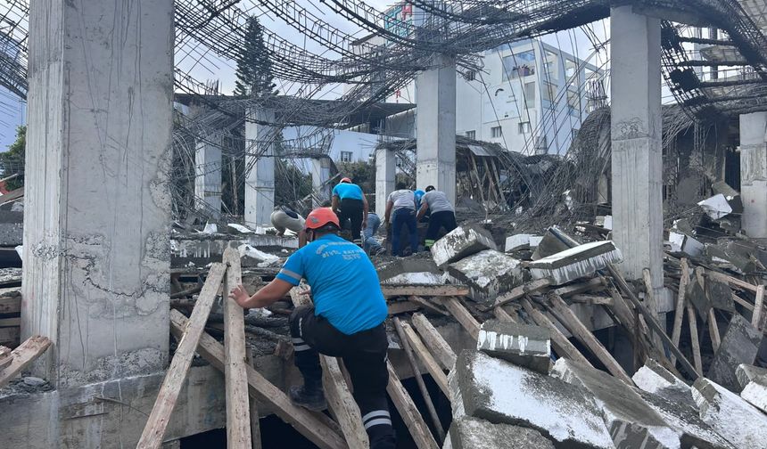Gazimağusa’da inşaat iskelesi çöktü. Yaralanma ya da can kaybı olmadı