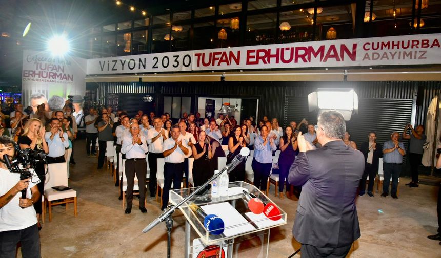 Cumhurbaşkanı adayı Erhürman, “Vizyon 2025-2030: Geleceğe İmza” etkinliğinde vizyonunu paylaştı