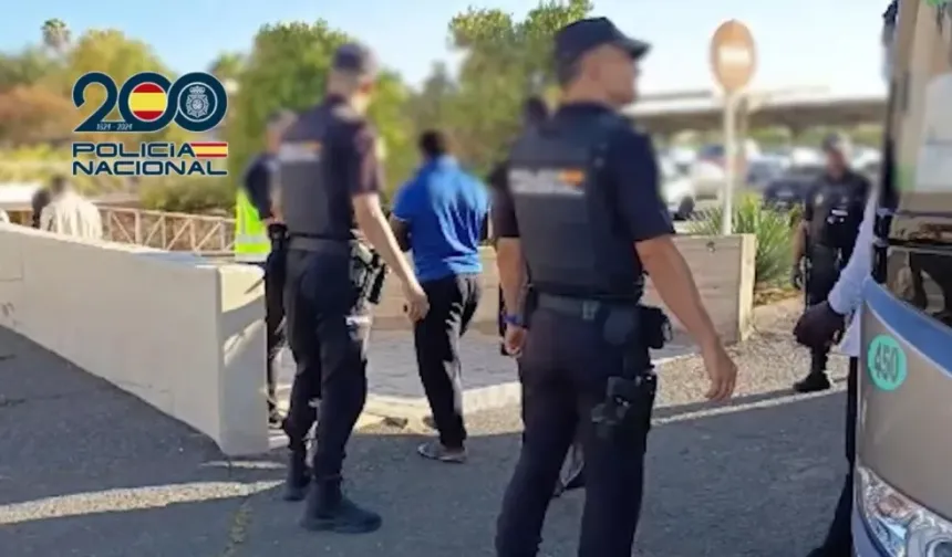 İspanya’da göçmen teknesi faciası: 19 kişi işkence ve cinayet şüphesiyle tutuklandı