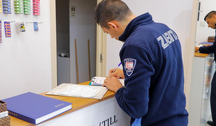 Gazimağusa Belediyesi, kent genelinde hijyen ve ruhsat denetimi yaptı