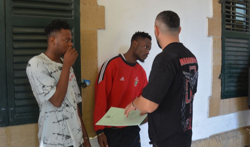 Lefkoşa'da Uyuşturucu Suçundan 2 Kişi Mahkemeye Çıkarıldı